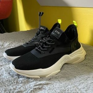 Steve Madden Tennis Shoes